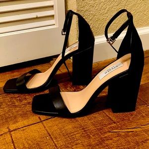 Black Steven New York heels size 8 1/2
